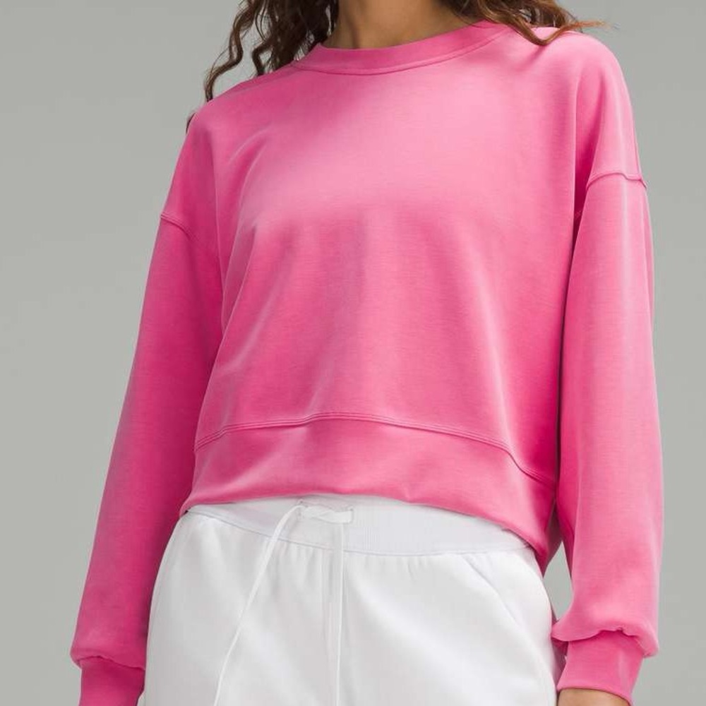 Lululemon Softstreme Perfectly Oversized Cropped Crew
Sonic Pink - Picture 2 of 10